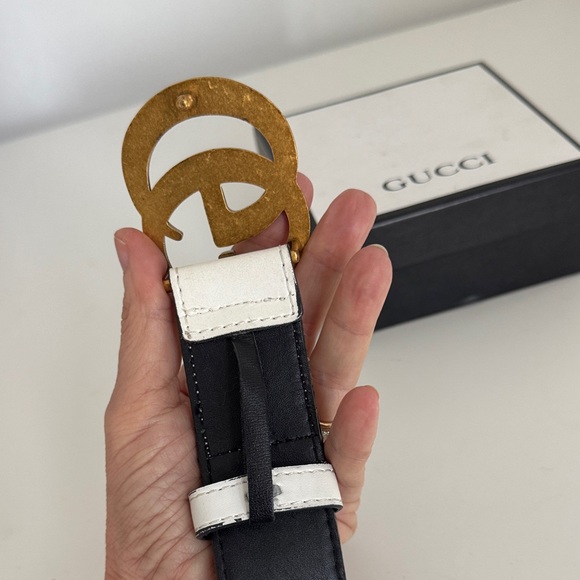 Gucci White Belt with Gold GG Buckle - Picture 4 of 7